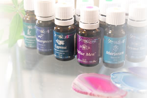 感情に働きかけるアロマオイル